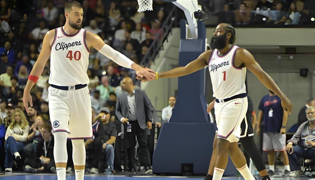 从17胜4负到一夜重建!快船连送哈登祖巴茨,伦纳德结局已有答案